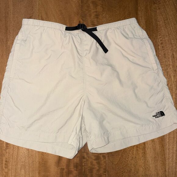 Nike North Face 3 Athletic Shorts Bundle Womens Medium Black Gray Tan - Picture 8 of 12